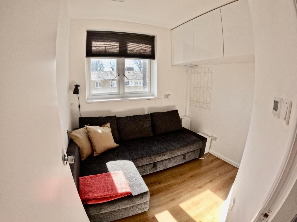 Lovely One Bedroom Flat Londen Buitenkant foto