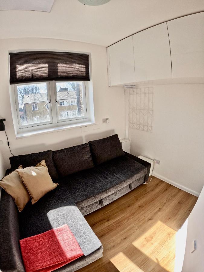 Lovely One Bedroom Flat Londen Buitenkant foto
